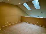8 Green Court - Photo 33