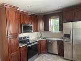 918 10th St - Photo 2