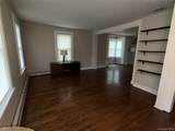 7 Broadway - Photo 4