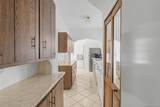 1085 Sackett Avenue - Photo 25