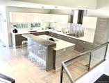 676 Derby Avenue - Photo 3