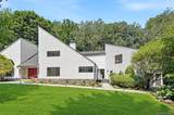 6 Harrows Lane - Photo 1