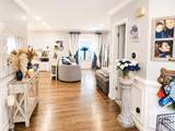 19 Helene Circle - Photo 2