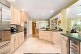 21 Bay Avenue - Photo 17