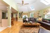 21 Bay Avenue - Photo 20