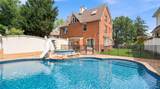 3340 157th Street - Photo 4