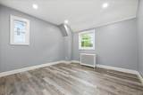 415 Leonard Boulevard - Photo 19