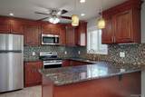 20 Perry Boulevard - Photo 2