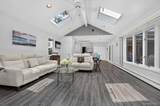 4 Woodleaf Court - Photo 9