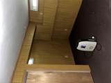 137 Roosevelt Avenue - Photo 16