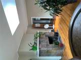 137 Roosevelt Avenue - Photo 6