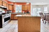 7 Frances Lane - Photo 15