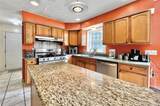7 Frances Lane - Photo 23