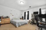7 Frances Lane - Photo 32