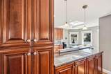 542 Suffolk Avenue - Photo 13