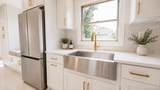 984 Hayes Street - Photo 13