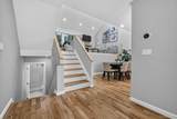 109 Woods End Road - Photo 6