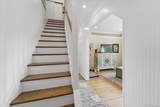 9 Lawrence Drive - Photo 8