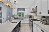 42 Colonial Avenue - Photo 4