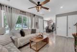 43 Manhattan Avenue - Photo 8