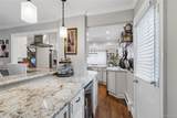 29 Hy Place - Photo 13