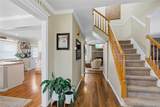 29 Hy Place - Photo 5