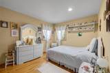 936 Stratford Court - Photo 13