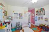 42 Streit Avenue - Photo 9