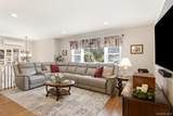 224 Holbrook Avenue - Photo 9