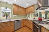 305 Oak Lane - Photo 16