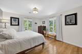 305 Oak Lane - Photo 22