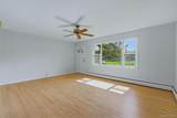 529 Lakeview Terrace - Photo 4