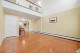 1069 Wolcott Avenue - Photo 3