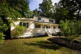 9 Horns Park Road - Photo 2