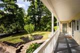 9 Horns Park Road - Photo 3