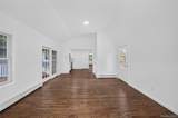 10 Field Place - Photo 5