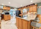 122 Evergreen Avenue - Photo 5