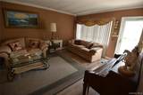 7 Bay Avenue - Photo 11