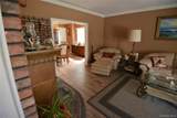 7 Bay Avenue - Photo 12