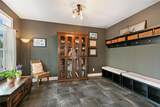 3076 Riverside Drive - Photo 3