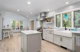 6 Circle Drive - Photo 10