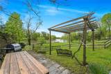 689 Albany Post Road - Photo 29