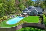 18 Matinecock Farms Road - Photo 2