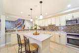 2 Hawthorne Street - Photo 7