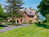 560 Grand Avenue - Photo 3