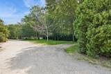 550 / 538 Herricks Lane - Photo 2