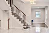 8 Stuyvesant Place - Photo 4