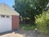 4 New Hyde Park Road - Photo 18
