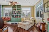 33 Bay Avenue - Photo 17