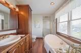 33 Bay Avenue - Photo 23